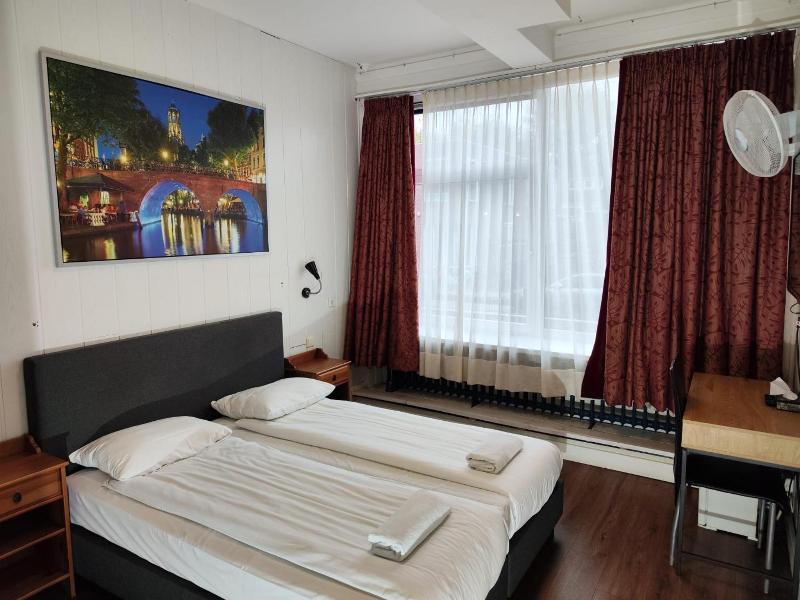 Hotel Holland Lodge image