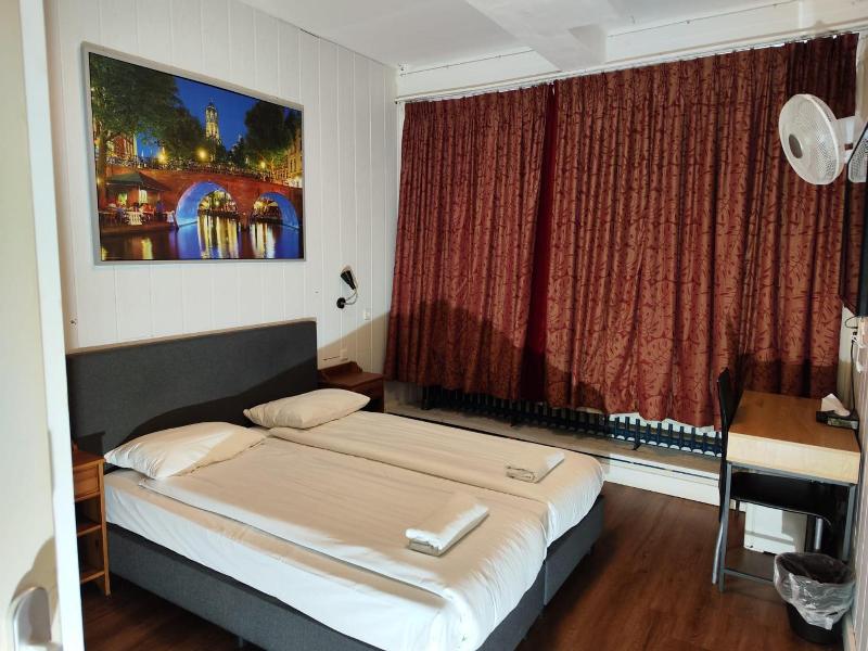 Hotel Holland Lodge image