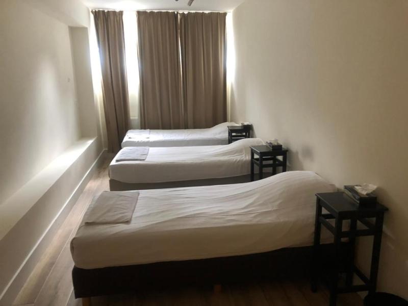 Hotel Holland Lodge image