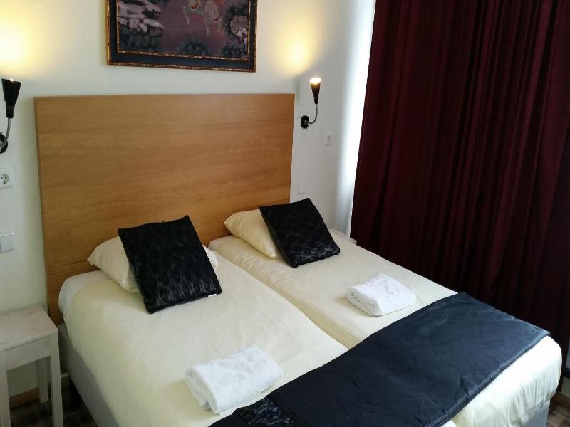 Hotel Holland Lodge image