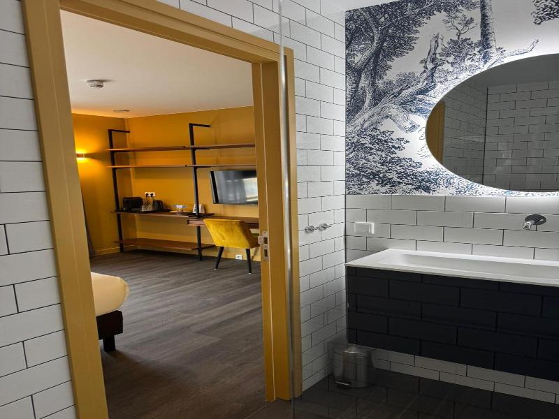 Hotel Steeds Aan Zee image