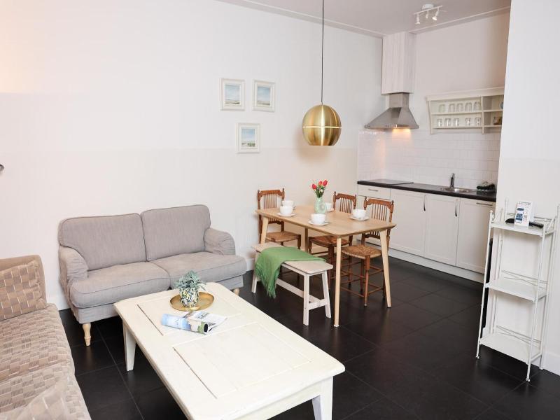 Hotel Steeds Aan Zee image
