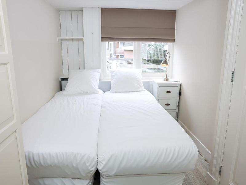Hotel Steeds Aan Zee image