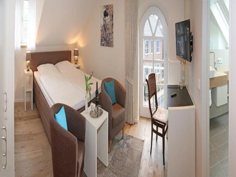 Hotel Josten image