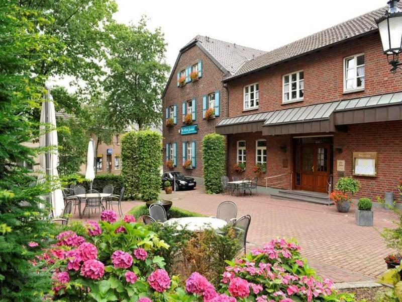 Hotel Josten image
