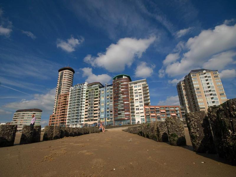 City2beach Hotel image