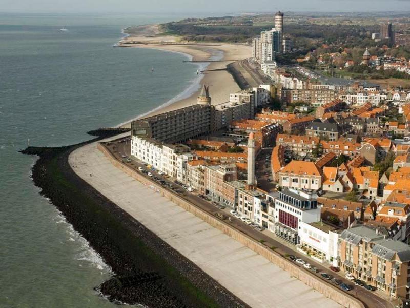 City2beach Hotel image