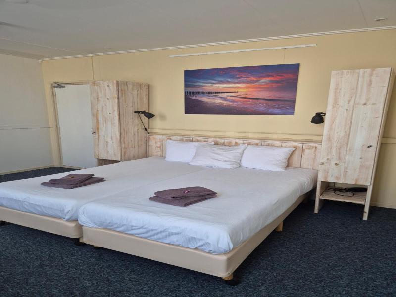 City2beach Hotel image