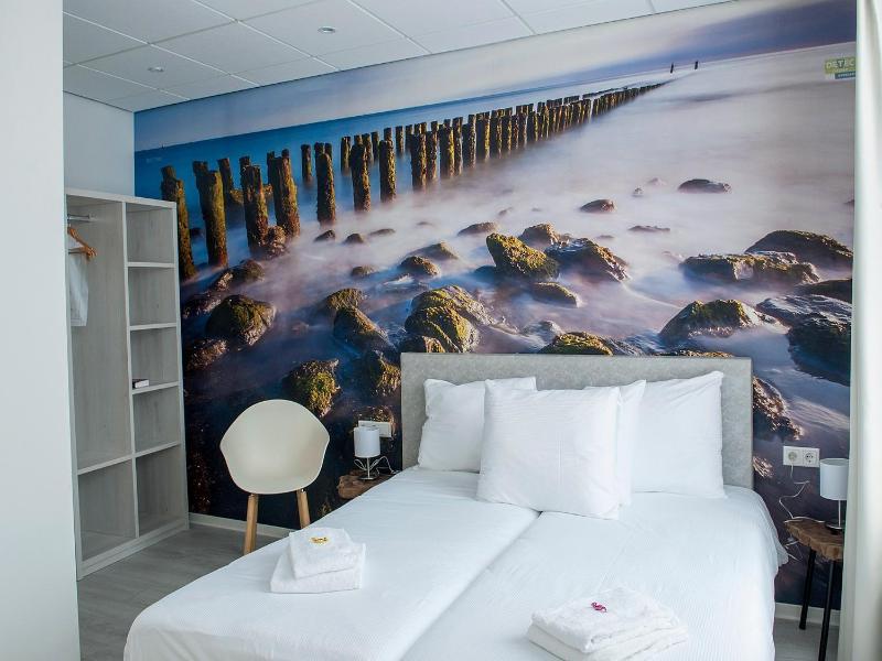 City2beach Hotel image