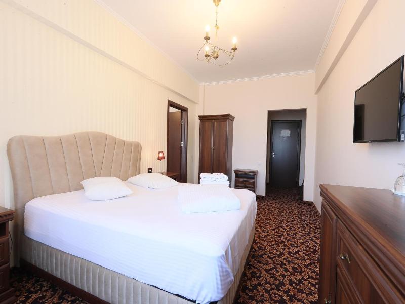 Hotel Impero image
