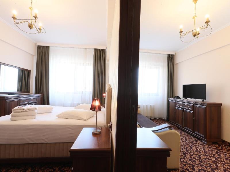 Hotel Impero image