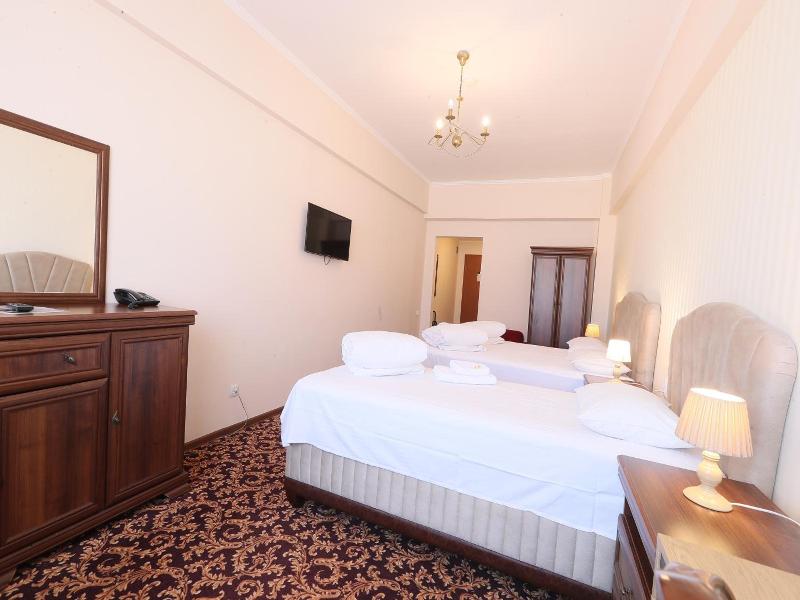 Hotel Impero image