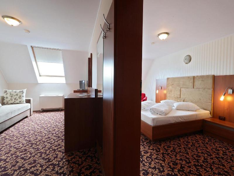 Hotel Impero image