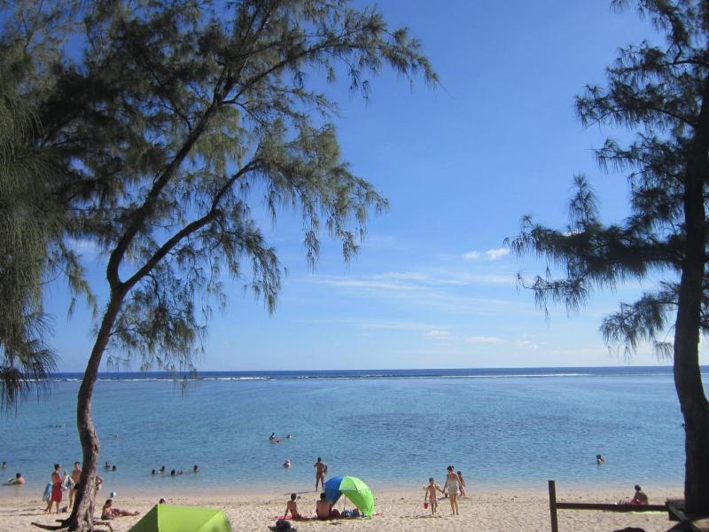 Hotel De La Plage image