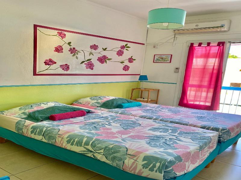 Hotel De La Plage image