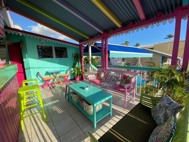 Hotel De La Plage image