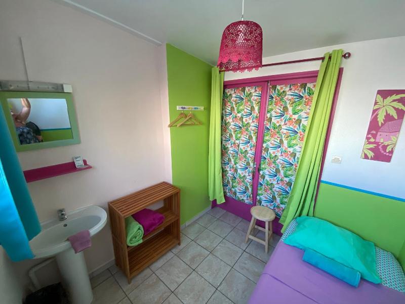 Hotel De La Plage image