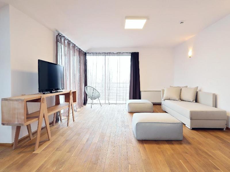 Living In Aparthotel image