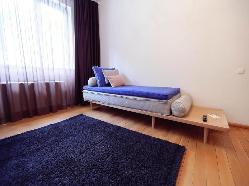 Living In Aparthotel image