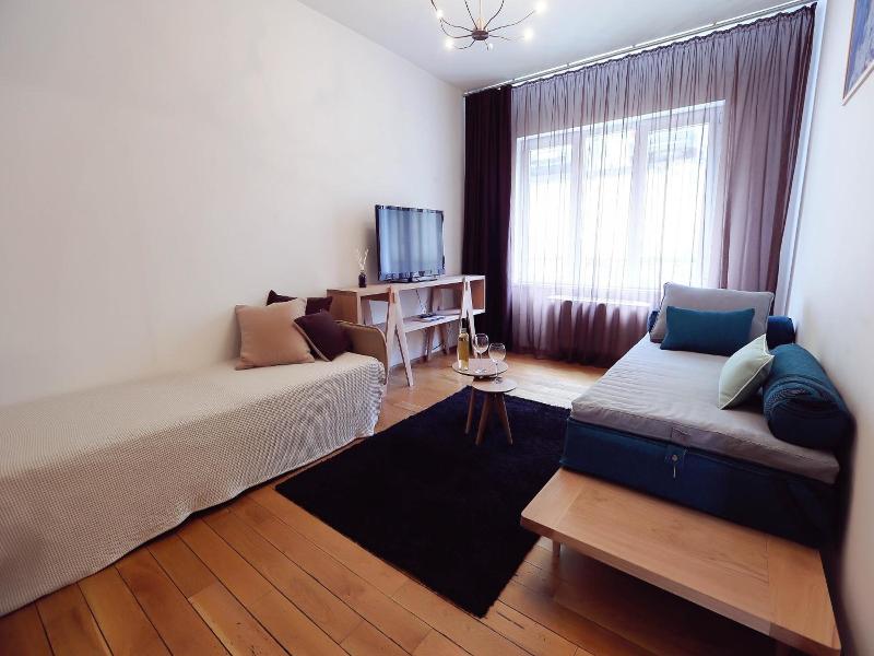 Living In Aparthotel image
