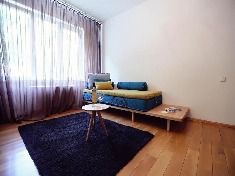 Living In Aparthotel image