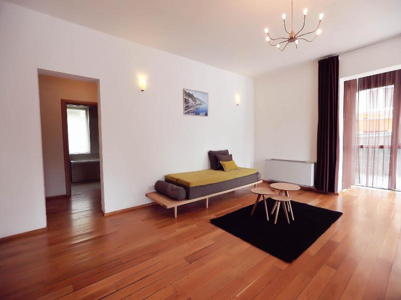 Living In Aparthotel image