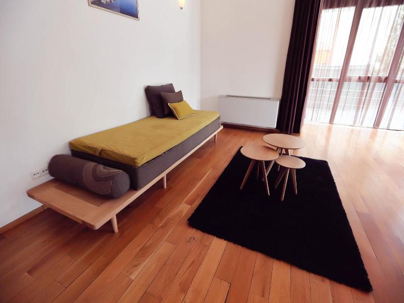 Living In Aparthotel image
