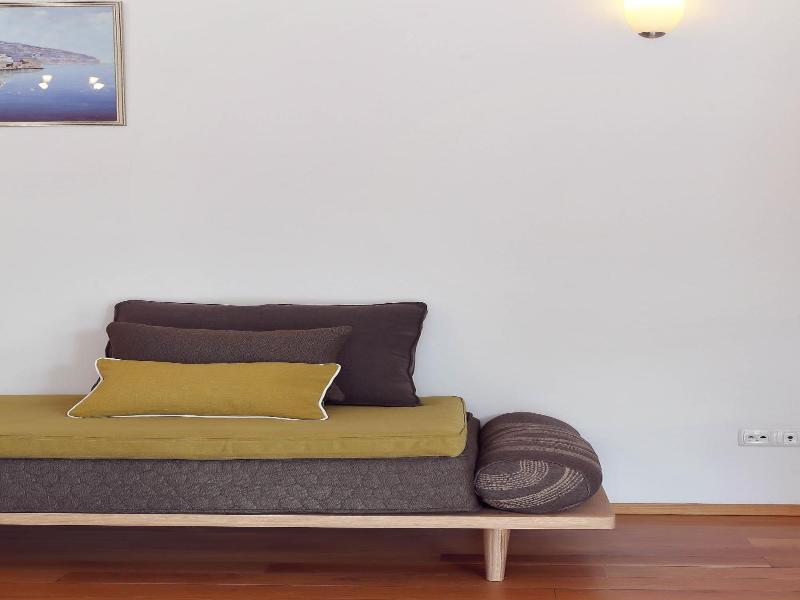Living In Aparthotel image