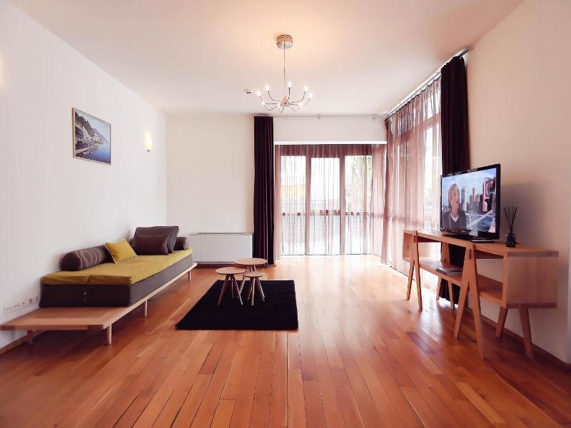 Living In Aparthotel image