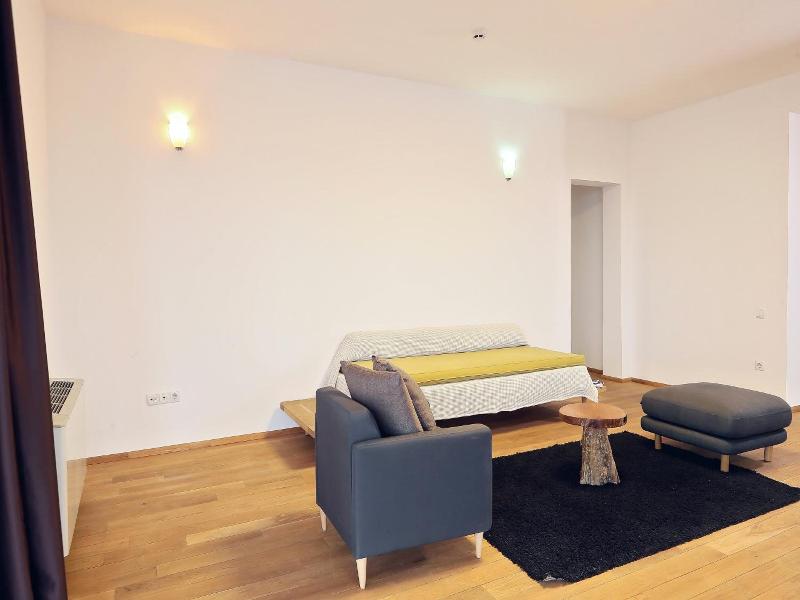 Living In Aparthotel image