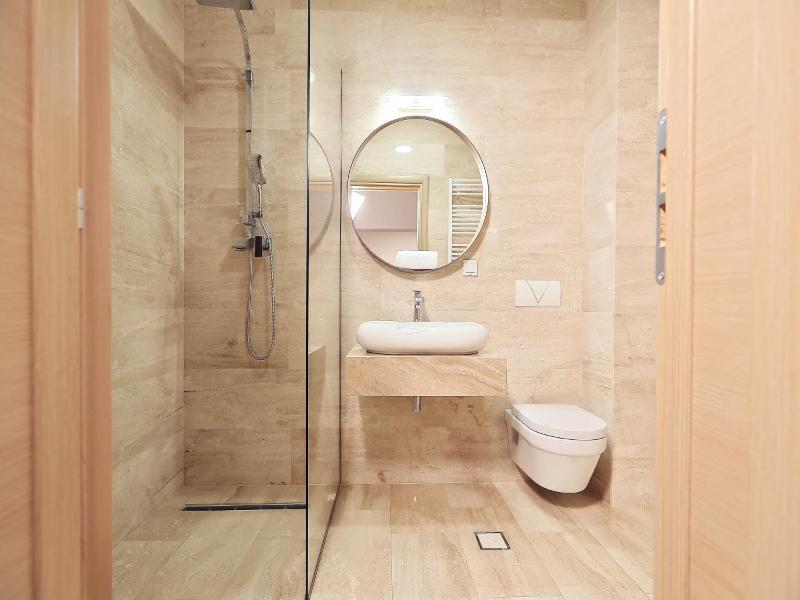 Living In Aparthotel image