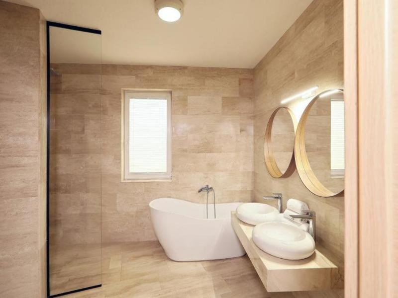 Living In Aparthotel image
