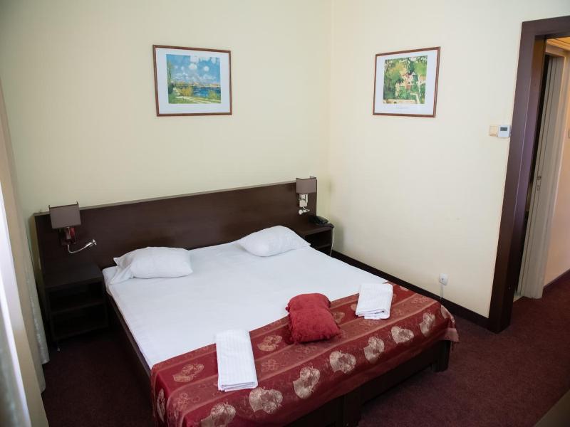 Hotel Panoramic image