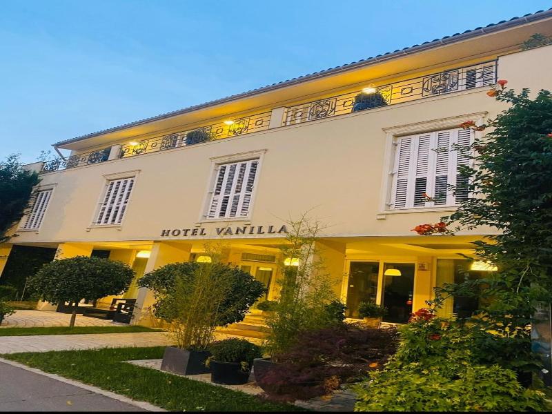 Hotel Vanilla image