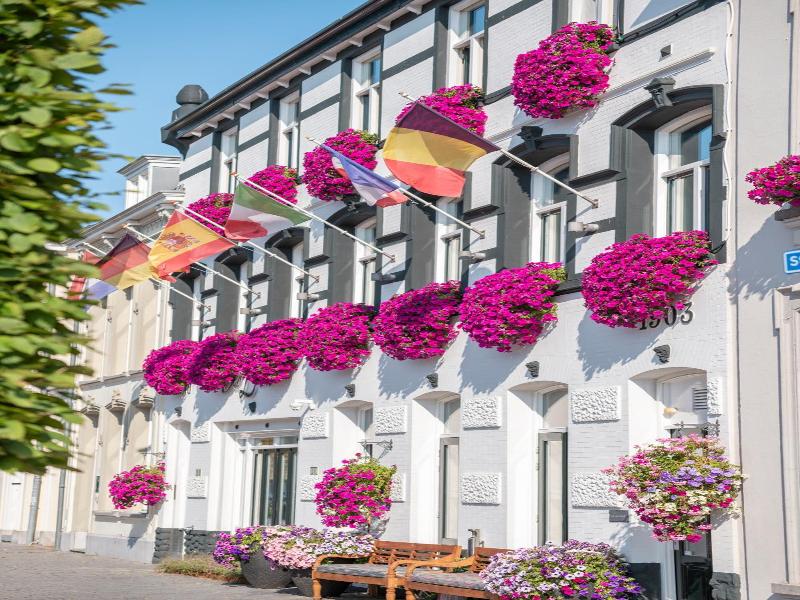 Hotel Old Dutch Bergen Op Zoom image