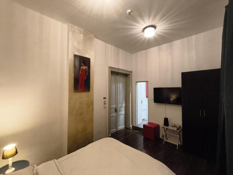 Antique Hostel image