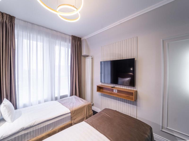 Hotel Zamca Suceava image