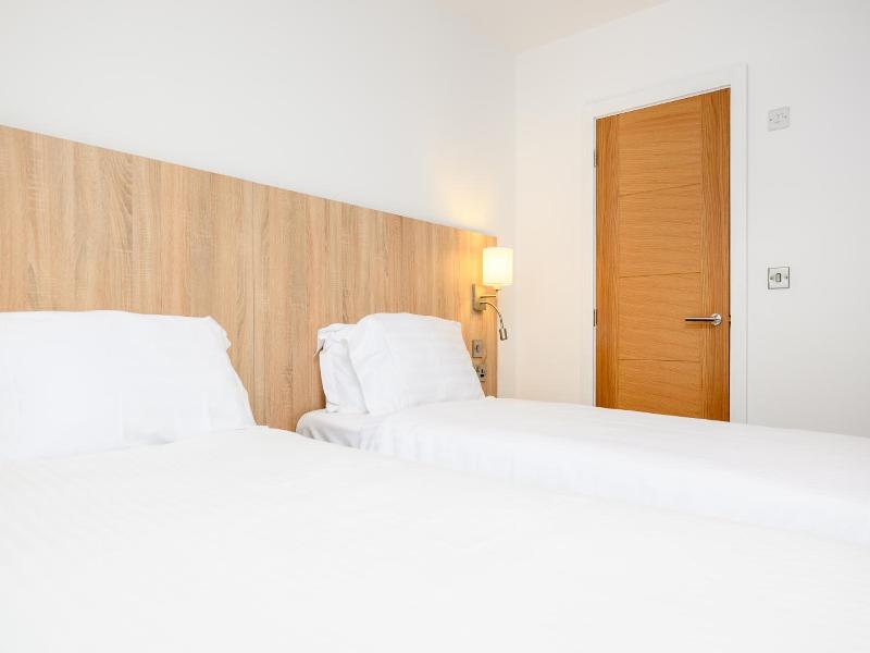 The Sandringham Hotel image