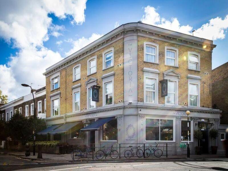 Victoria Inn image
