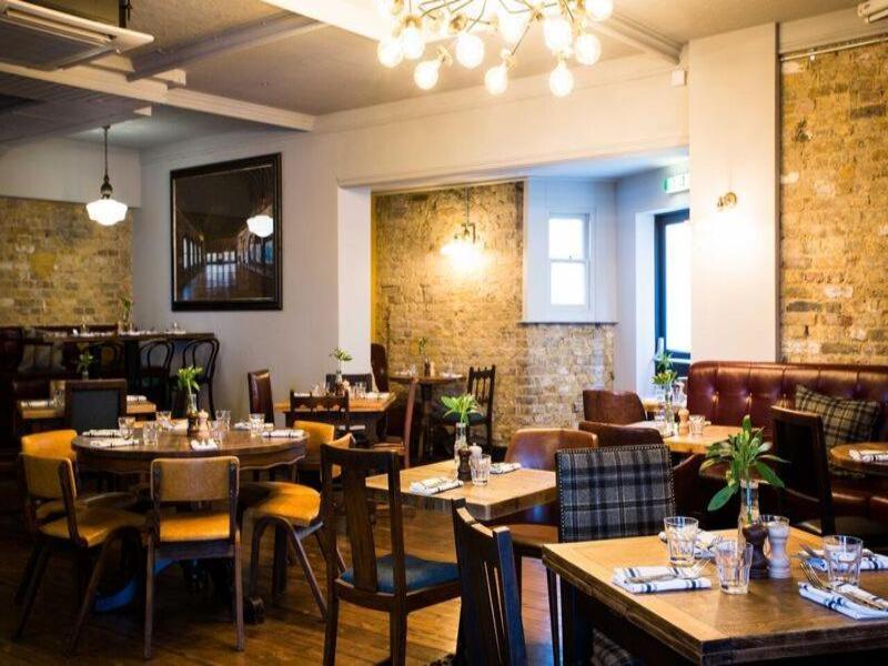 Victoria Inn image