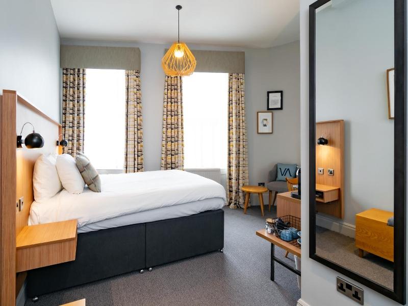 Victoria Inn image