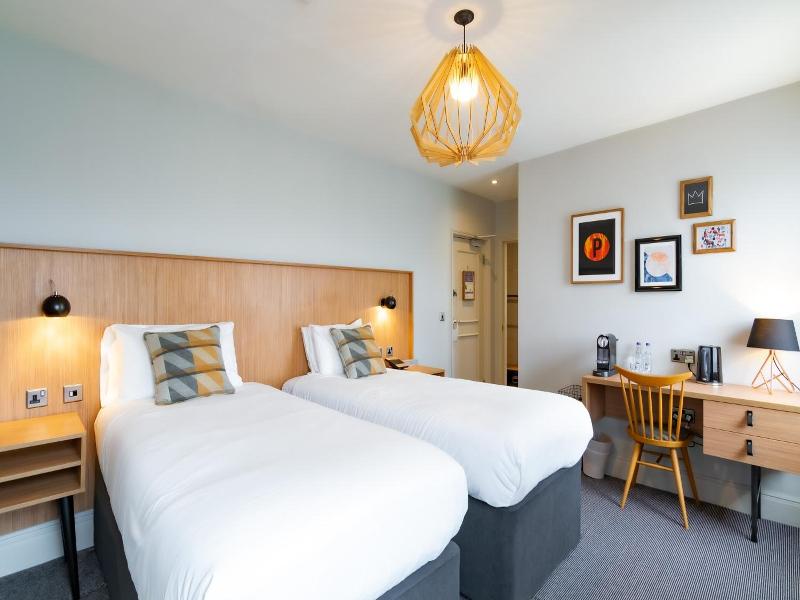 Victoria Inn image