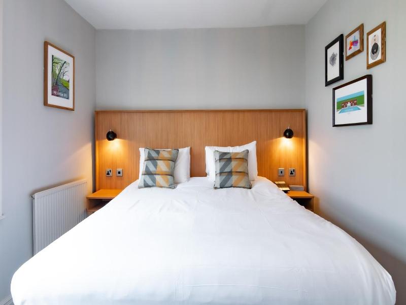 Victoria Inn image
