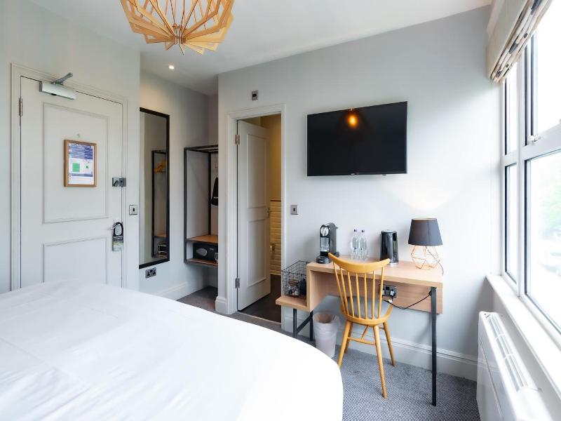Victoria Inn image