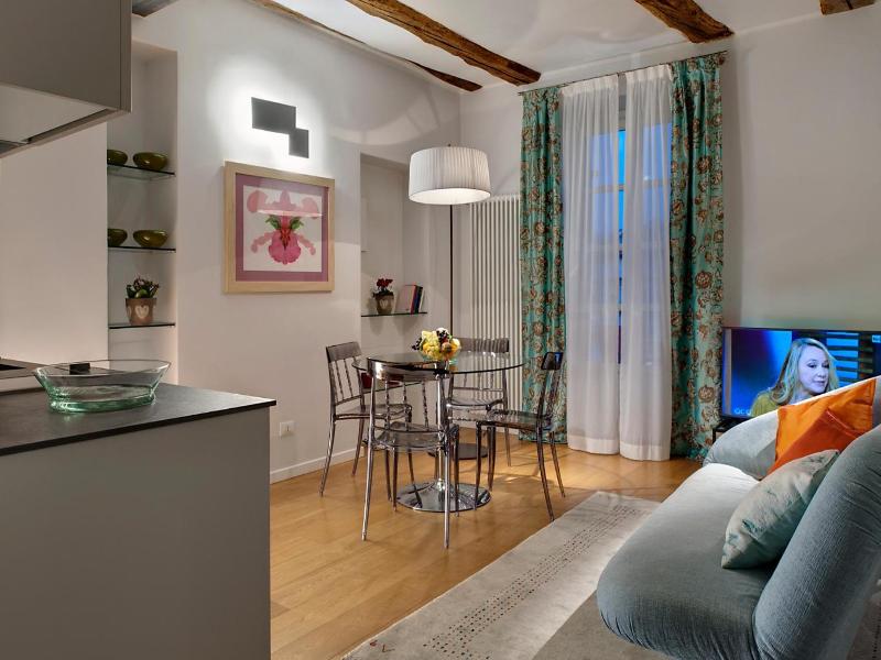 Piazza Vittorio Suites image