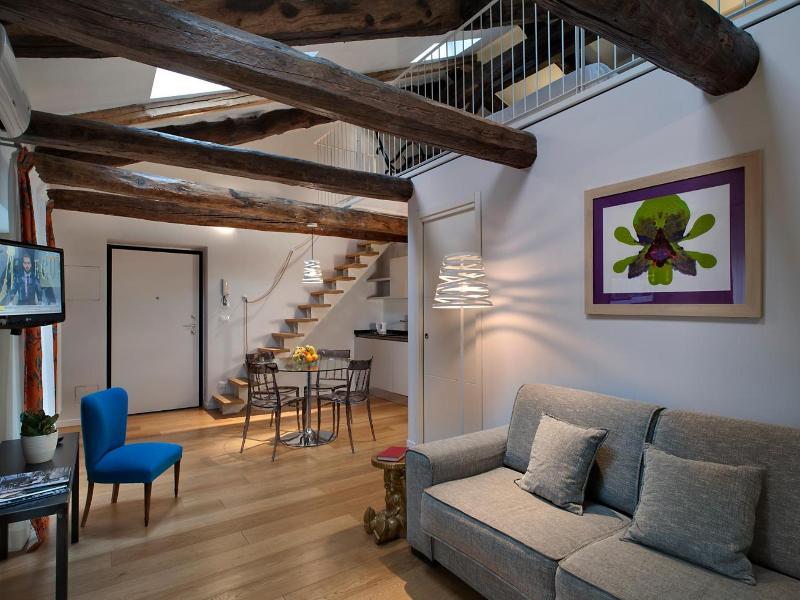 Piazza Vittorio Suites image