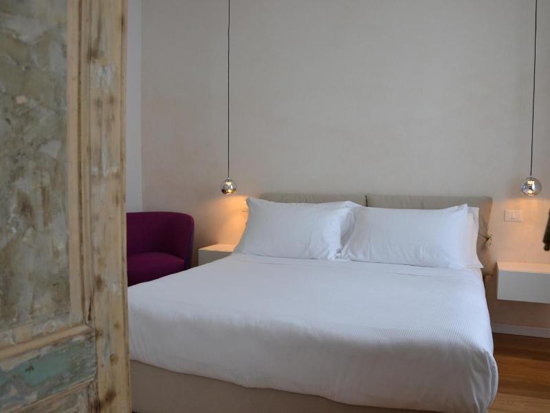 Piazza Vittorio Suites image