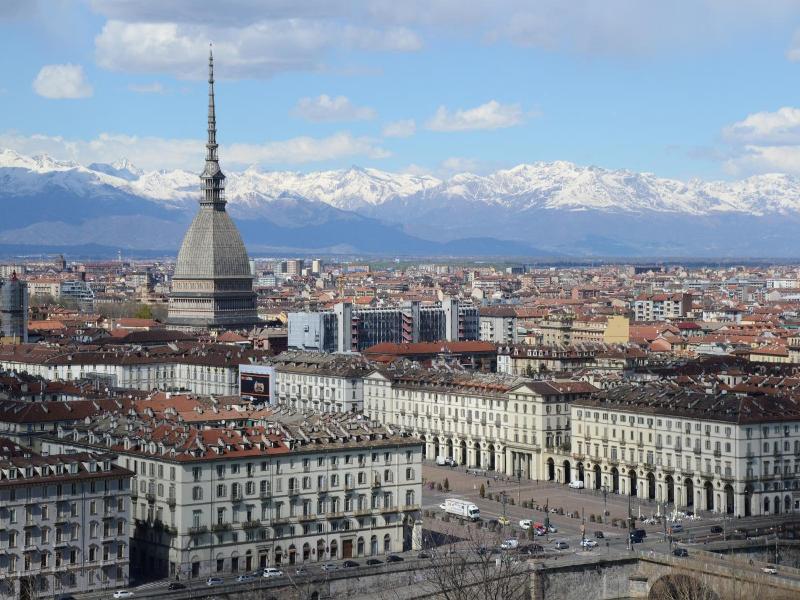 Piazza Vittorio Suites image