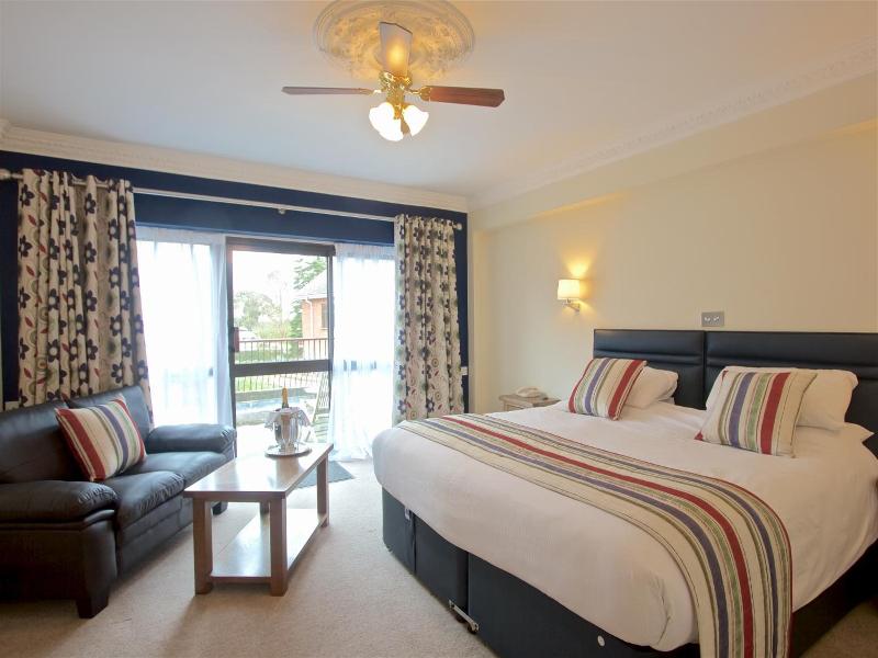 Springfield Country Hotel Leisure Club Spa image