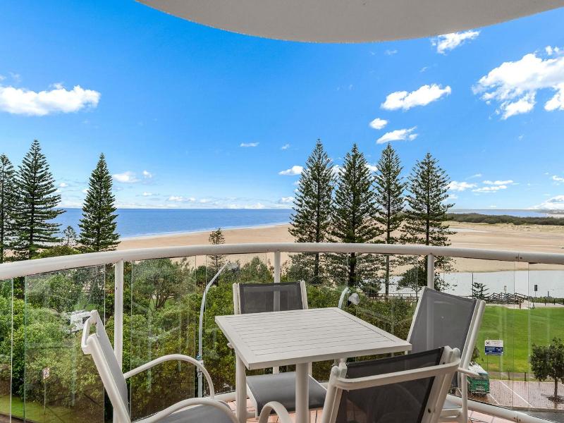 Waterview Resort image
